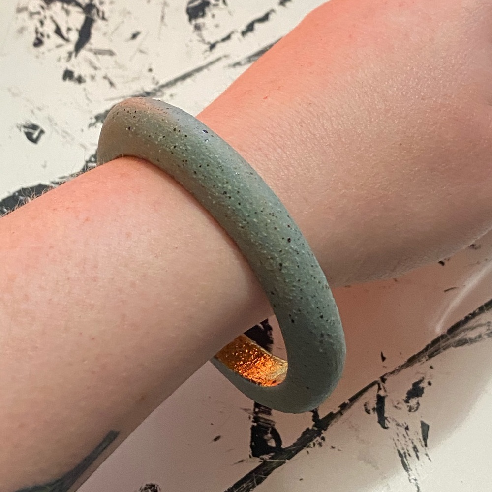 Porcelain and Stone Beach Sand Pebble Bracelet NEW